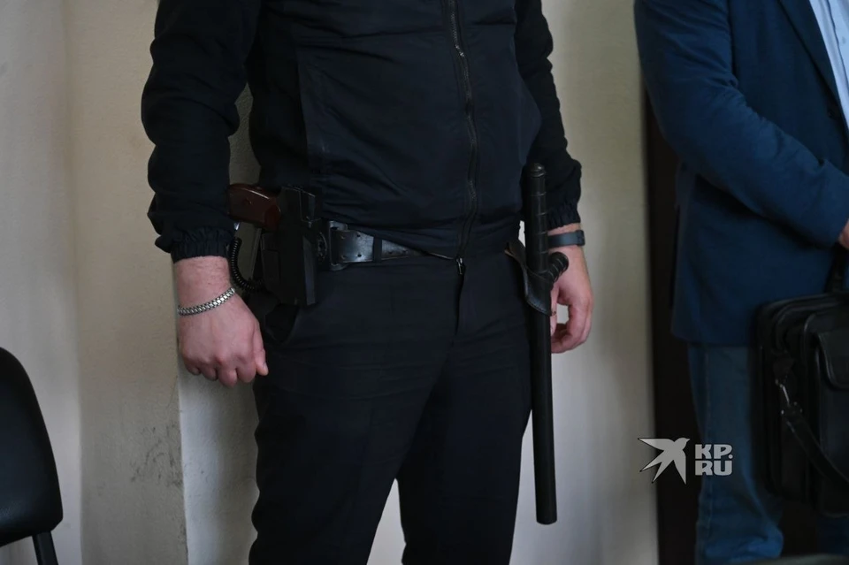 Екатеринбурженка спрятала украденное в одежду и личные вещи, но на выходе ее остановила охрана
