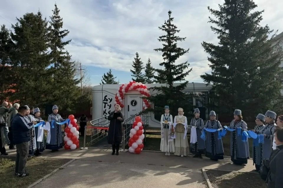 В день открытия для гостей устроили выставку-ярмарку, экскурсию и деловую программу.
