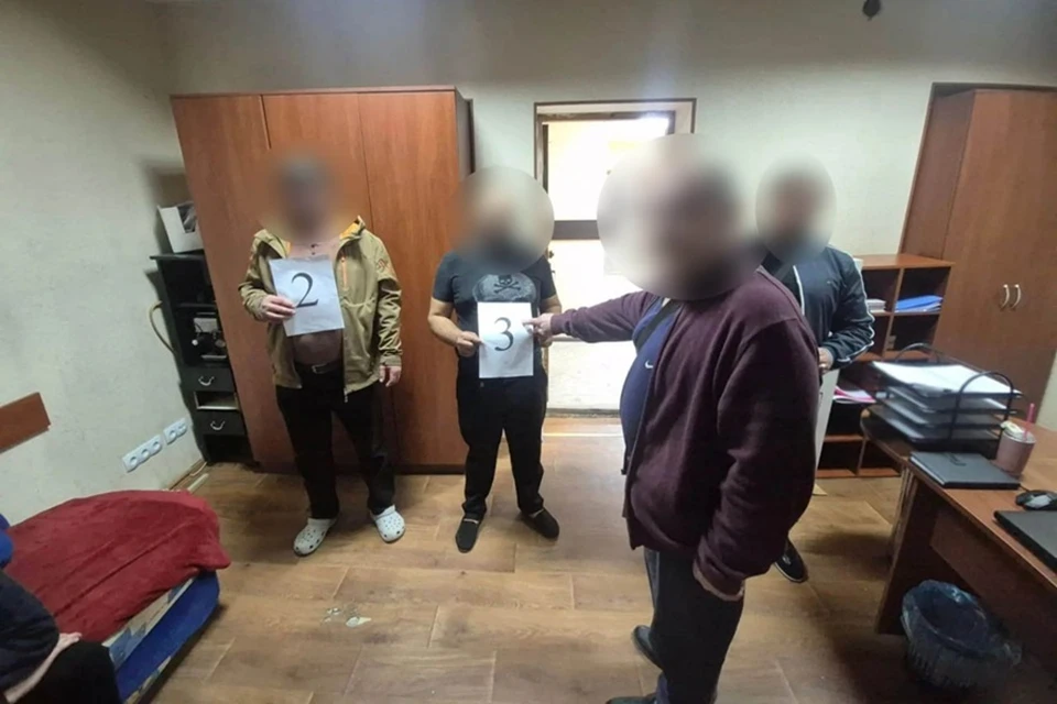 Полицейские задержали мошенника, обманувшего пенсионера в Донецке. Фото: МВД по ДНР
