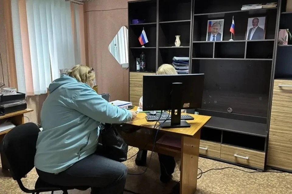 В администрацию Новокаховского городского округа обратилась местная семья с просьбой помочь в организации выезда. Фото: MAX-канал Владимира Оганесова
