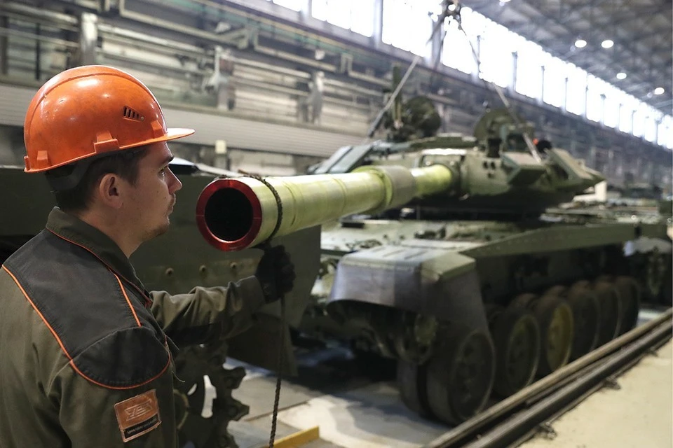 MWM: российский Т-80БВМ стал самым быстрым и мобильным танком в мире. Фото: Донат Сорокин/ТАСС