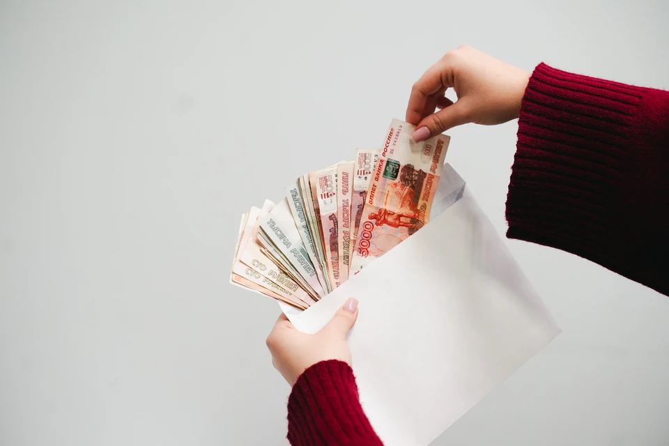 Жительница Артема потеряла 4 миллиона рублей после звонка о замене домофона