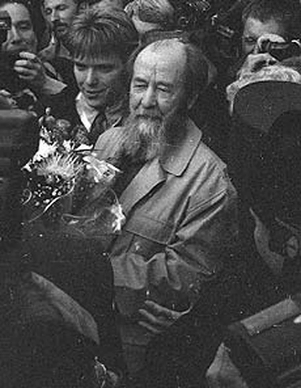 Солженицына во Владивостоке встречали с почестями