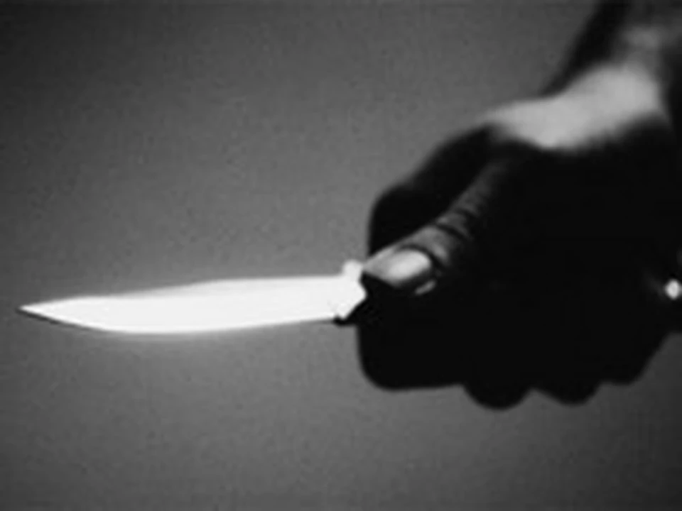 Порно грабитель изнасиловал: 59 видео найдено