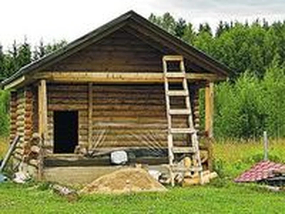 Можно ли делать скат крыши в сторону соседа