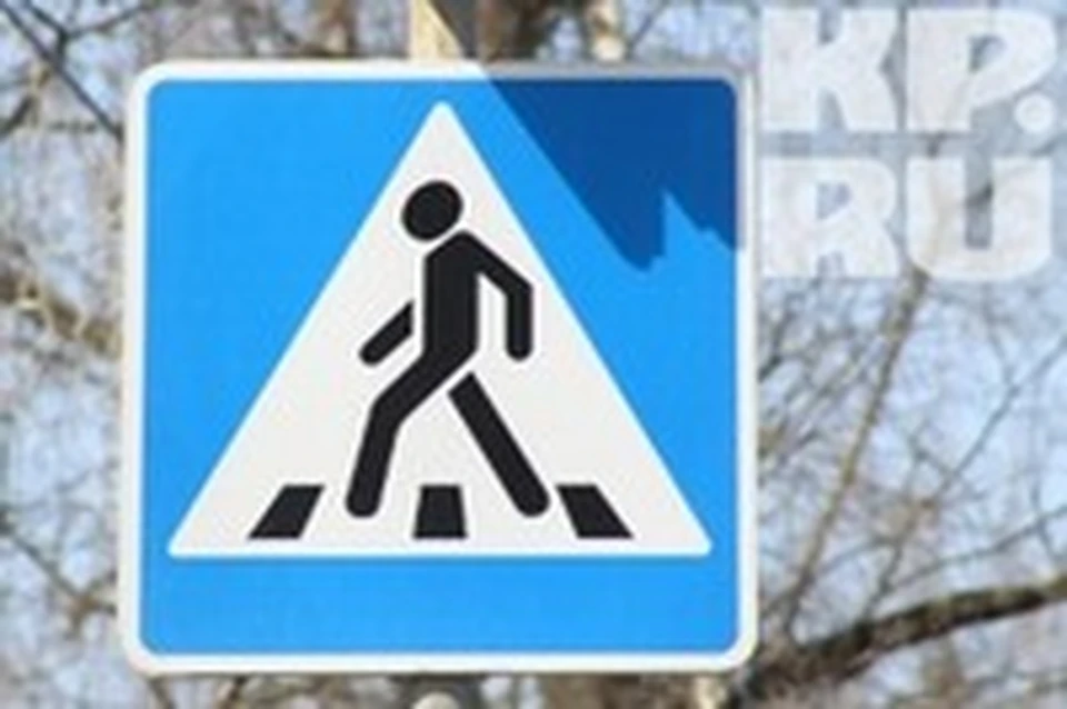 Из-за собственной невнимательности пешеход попал под легковушку в Вологодской области