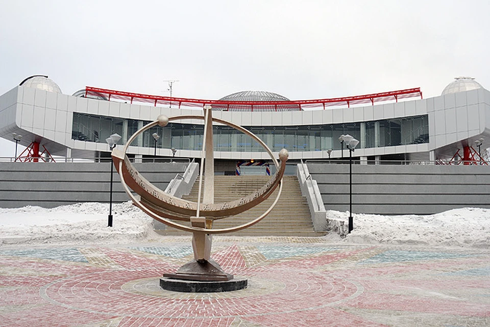 В Новосибирске открылся крупнейший за Уралом планетарий.