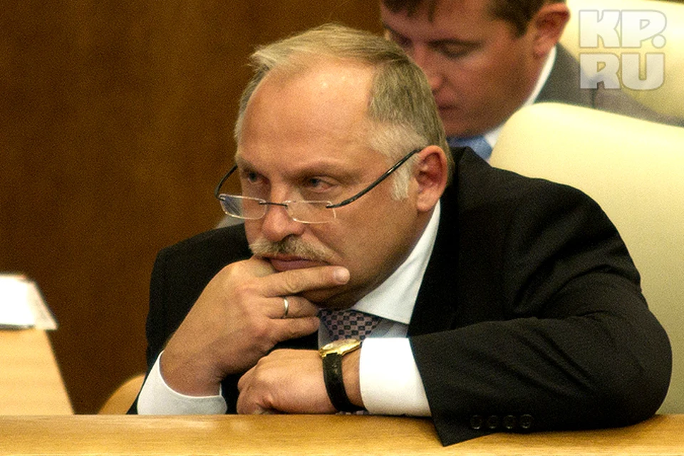 Почему премьер-министр Гредин так спешно ушел в отставку