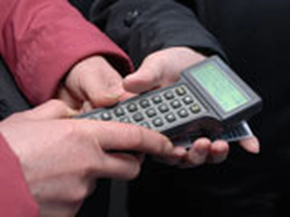 Также социальная пластиковая карта и единый социальный проездной билет действуют на всех троллейбусных и трамвайных маршрутах.