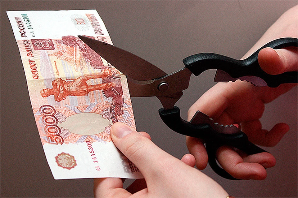 Около 5 миллионов человек в стране не могут расплатиться со своими долгами