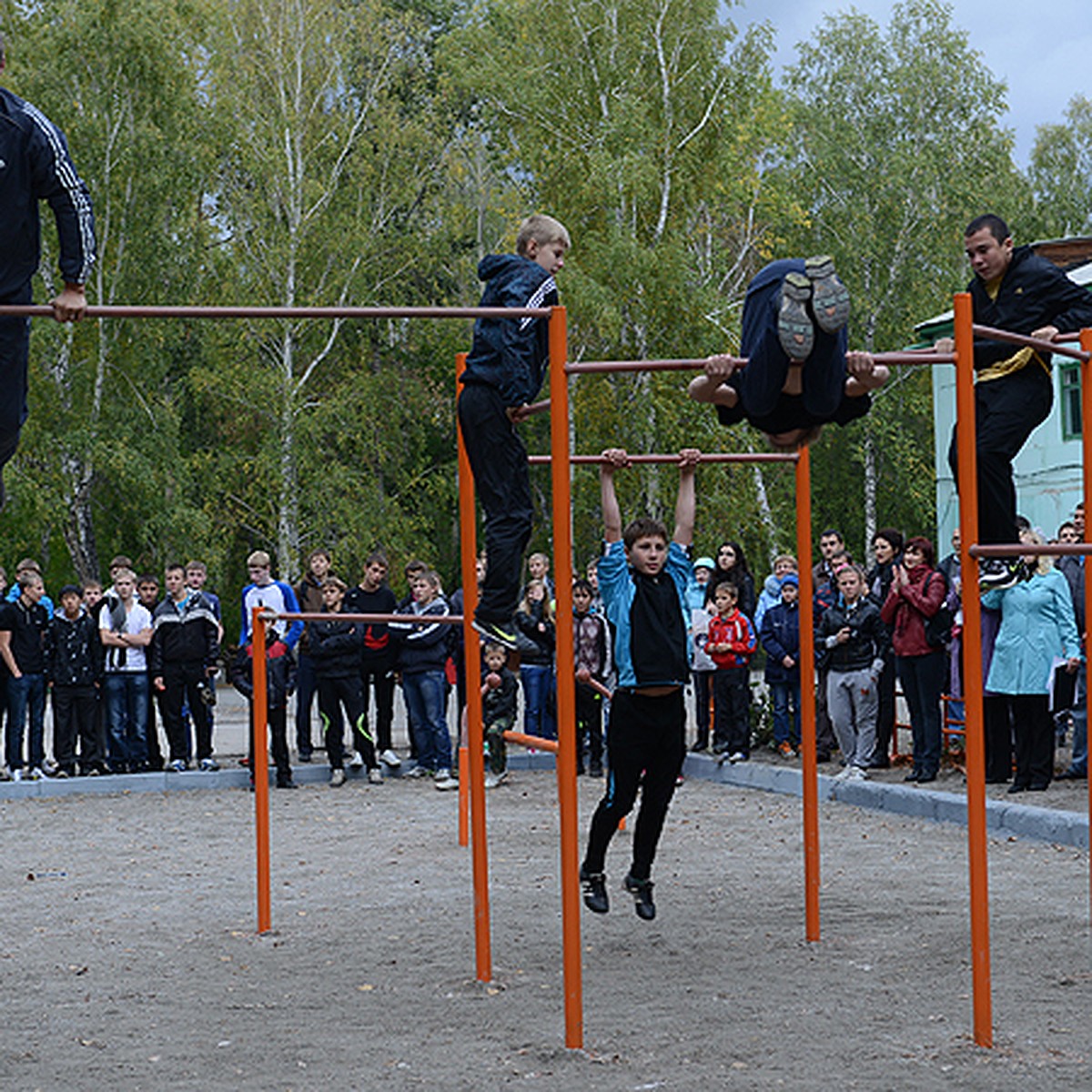 В Новосибирске открылась уникальная спортплощадка - KP.RU