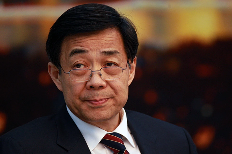 Неудавшийся лидер Китая Бо Силай исключен из партии, против него выдвинуты уголовные обвинения