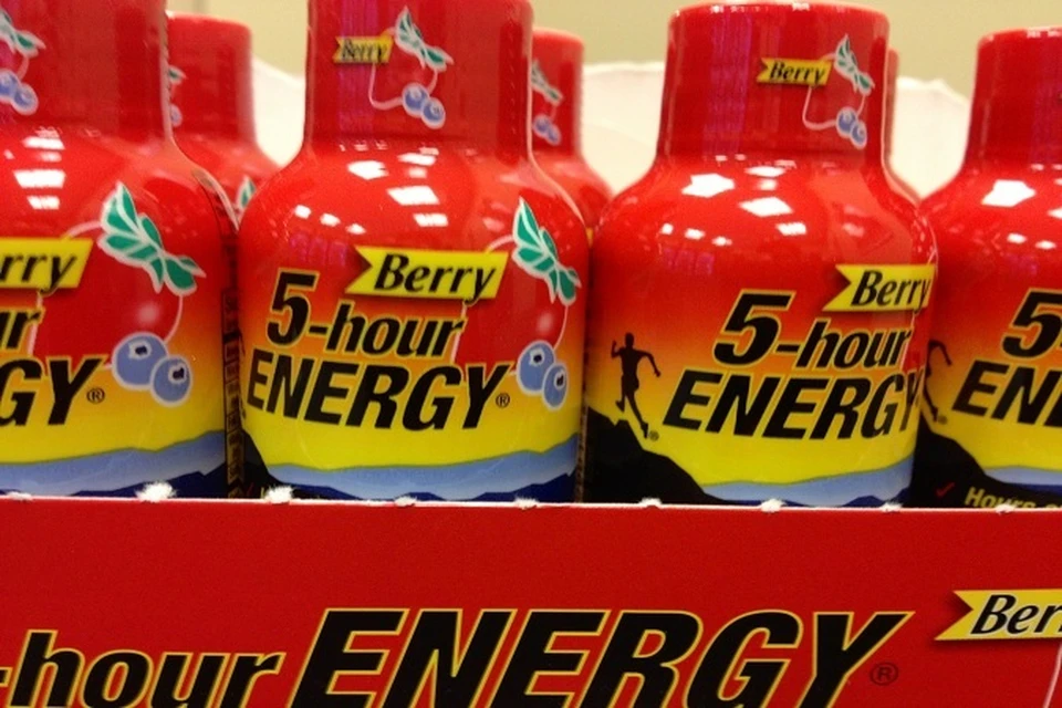 Лучший энергетик. Энергетический напиток «5-hour Energy». Энергетиков 5. 5 Часовой Энергетик. 6 Hours Energy.