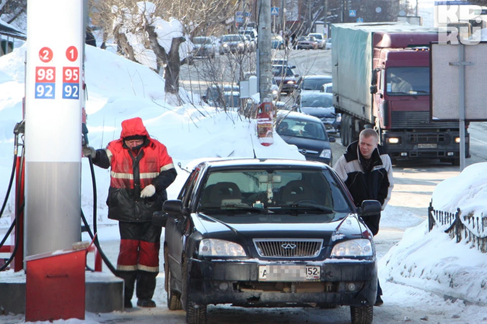 В Нижегородской области подорожал бензин.