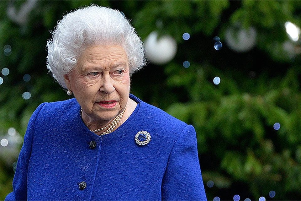 Королева Елизавета II сделала еще не родившуюся дочь принца Уильяма принцессой