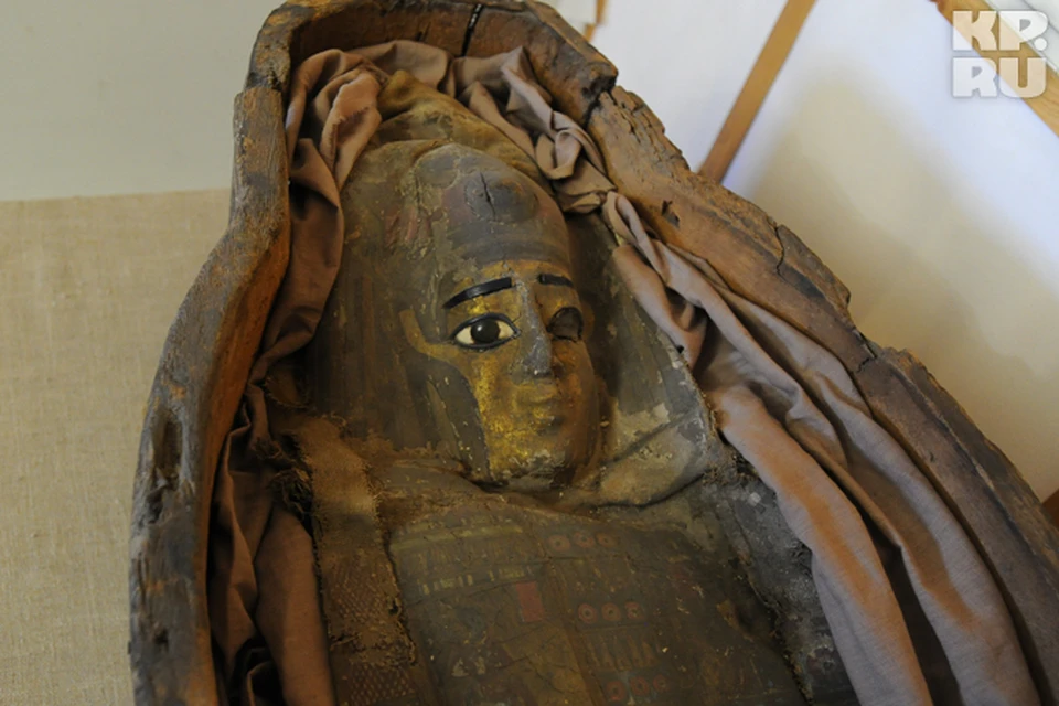 Специалисты считают, что это может быть мумия одного из египетских фараонов.