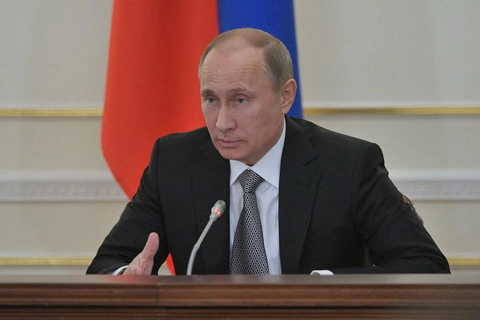 Трое детей в семье - это должно быть нормой для России, и государство должно сделать все, чтобы люди могли себе позволить такую роскошь. Такой тезис стал главным на прошедшем во вторник заседании президентского Совета по нацпроектам и демографии.