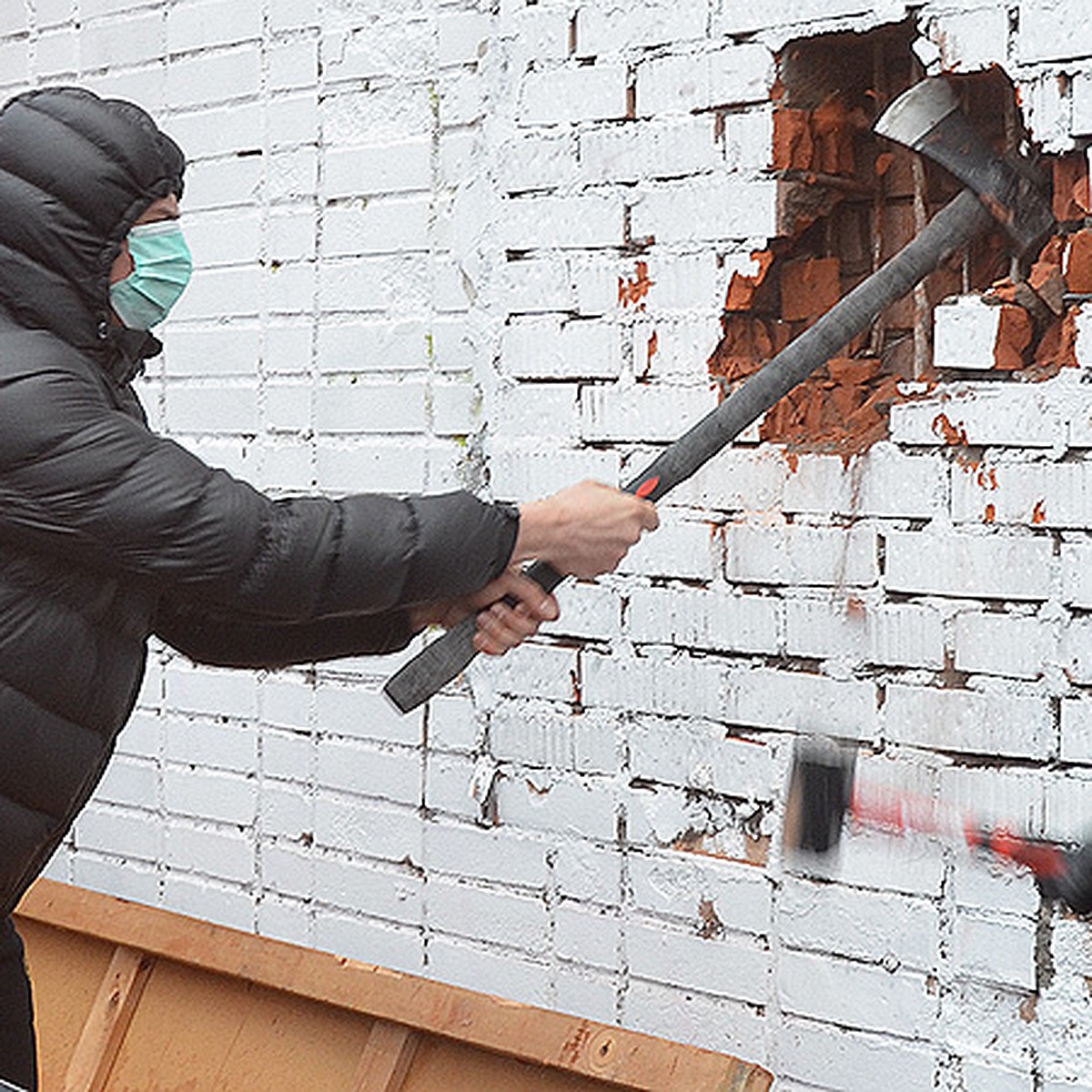 На торговцев наркотиками открыли охоту добровольцы - KP.RU