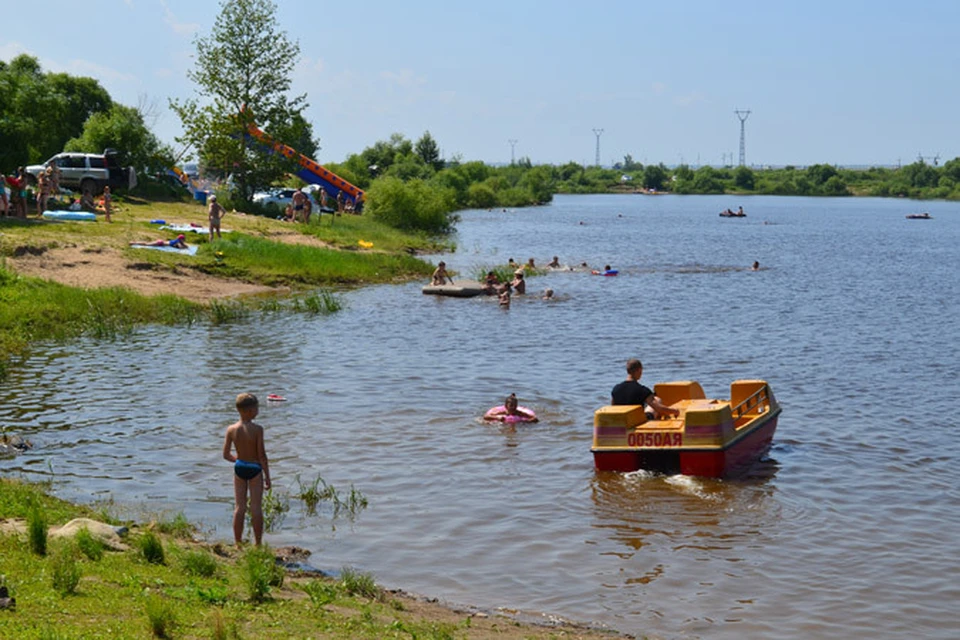 Озеро благовещенский. РБ Благовещенск озеро Мансура. Озеро Шариповка. Владимирские озера Благовещенск. Пруд у Мансура Благовещенск РБ.