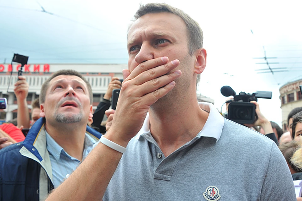 В общем, интернет-сообщество и чиновники засомневались в прозрачности финансовой схемы кандидата Навального