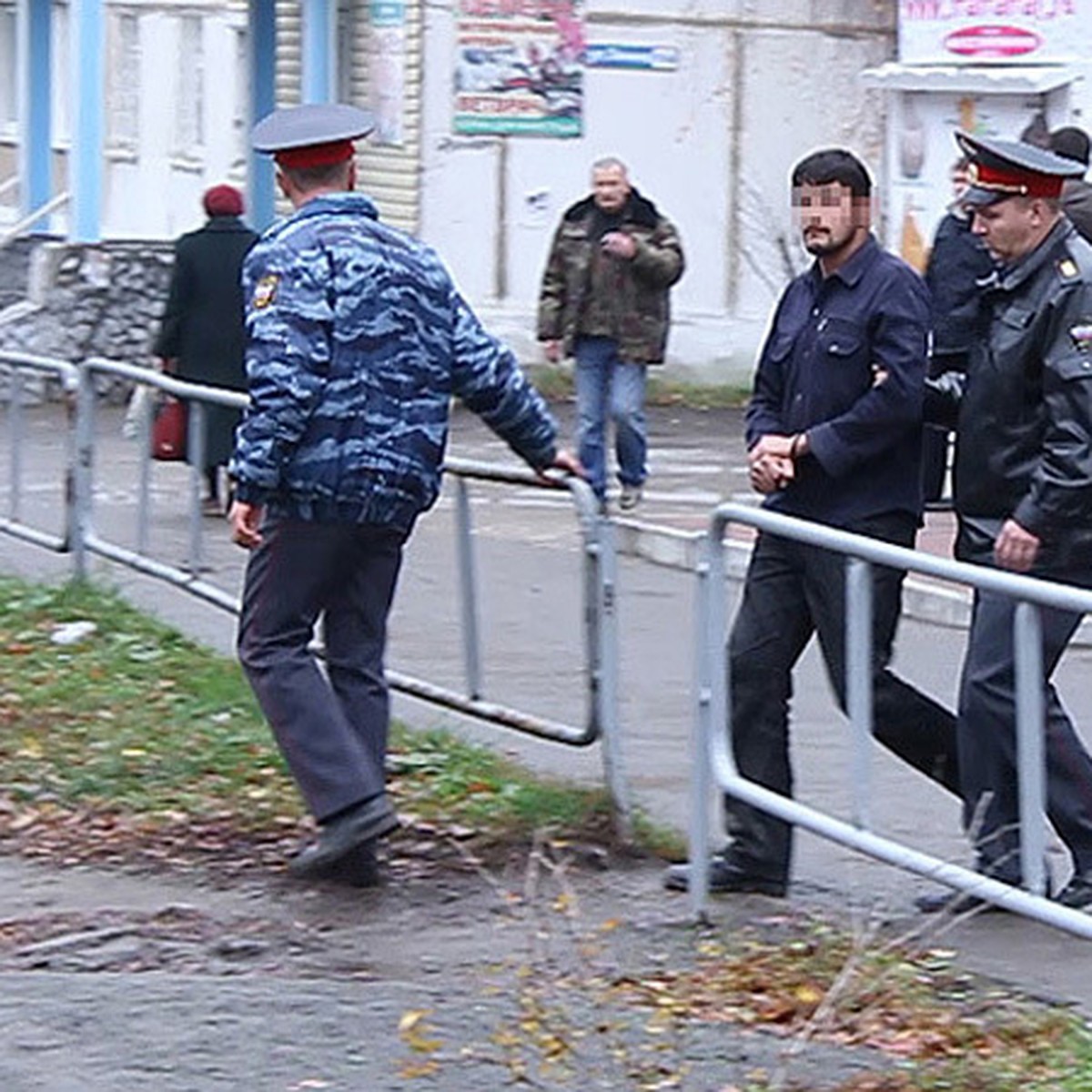 Дело о массовой драке в Верхнем Уфалее перевели на азербайджанский язык -  KP.RU