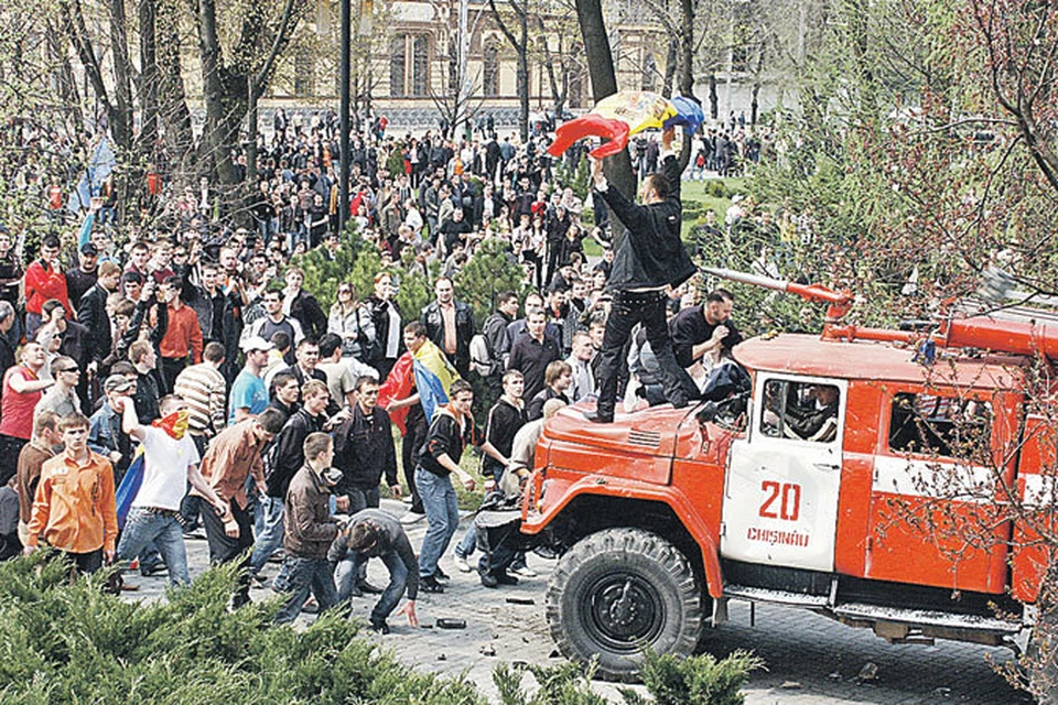 У молдавской молодежи, выросшей после развала СССР, свои взгляды на будущее страны. Кишинев увидел это весной 2009-го, во время неожиданно вспыхнувшей «оранжевой» революции.
