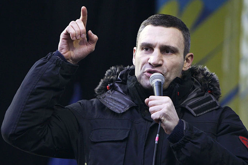 И хотя боксер, как и полагается начинающему политику, чуть нахален и свою нужность Украине несколько преувеличивает, шансы «нокаутировать» Януковича у него есть
