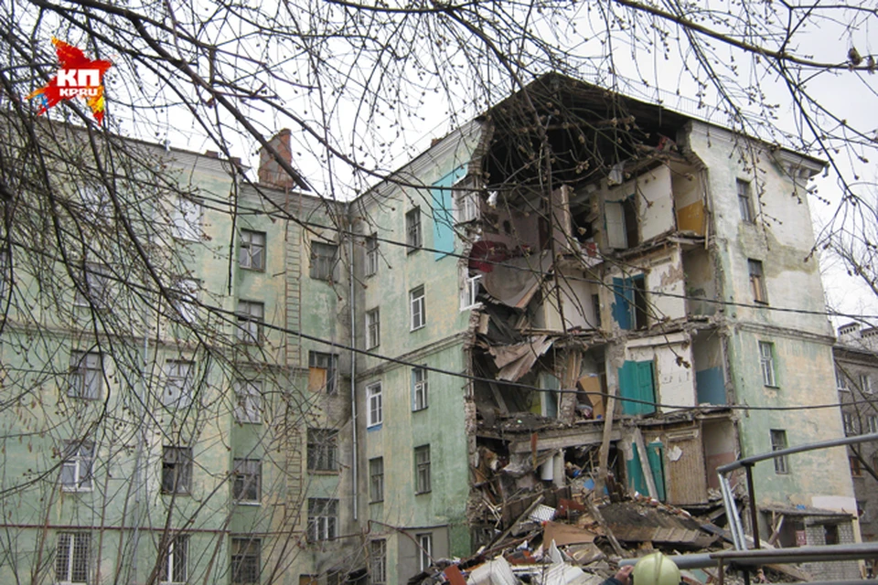 В Нижнем обрушилась стена пятиэтажки. Жертв и пострадавших нет.