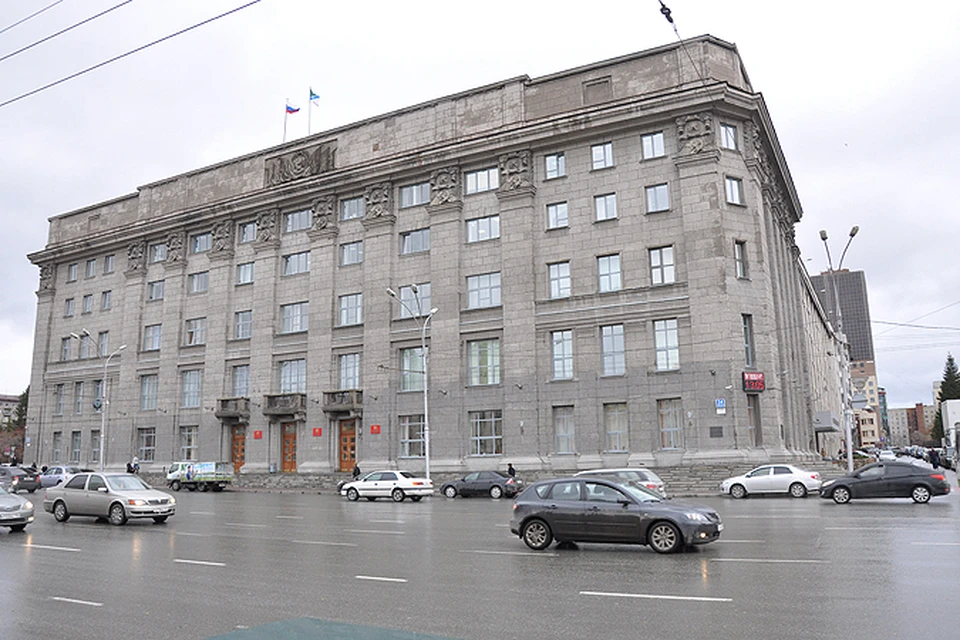 В мэрии Новосибирска начались серьезные кадровые перестановки.