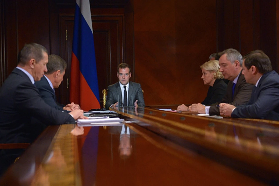 Как рассказал Рогозин на совещании у премьера в подмосковных «Горках», до совершения полета Россией был полностью соблюден дипломатический этикет