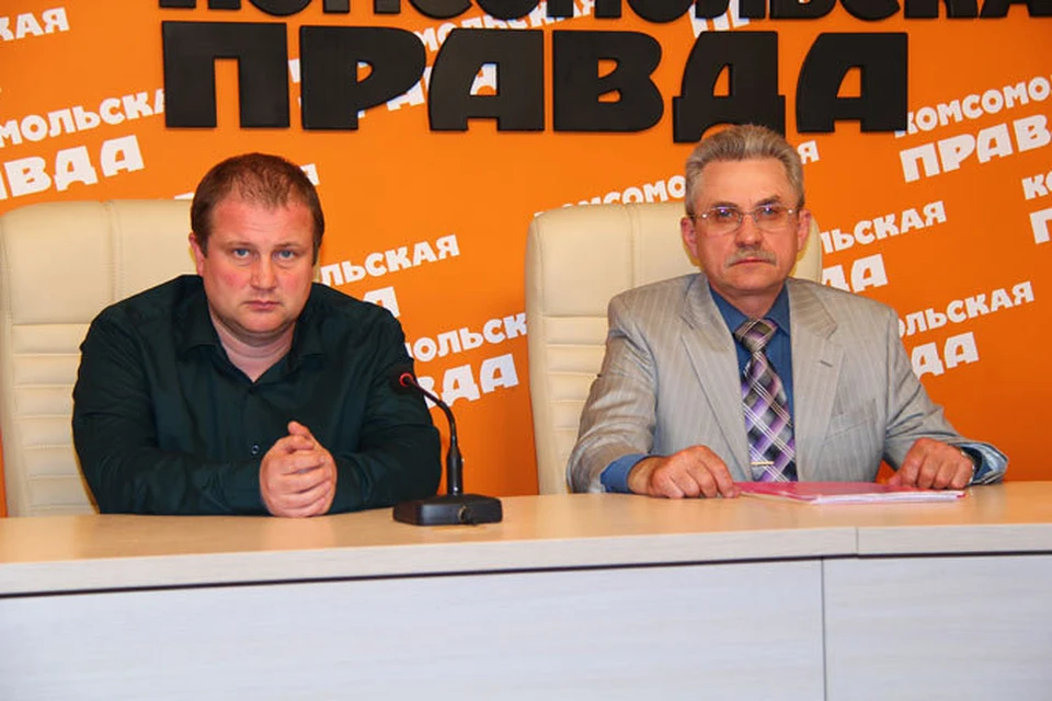 Слева направо: Владислав Марголин, адвокат ПАНО; Валерий Дурандин, директор санатория "Автомобилист".