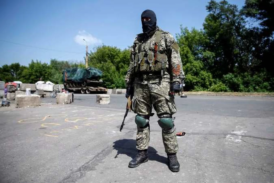 Украинская армия обстреливает Луганск