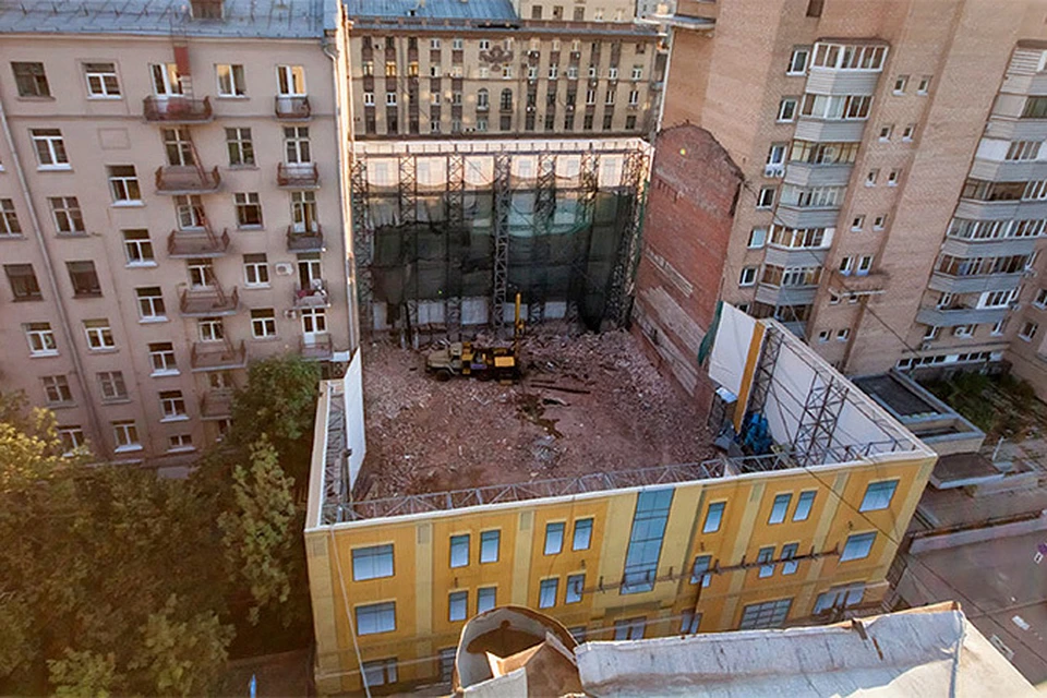 Мэрия Москвы подаст в суд на застройщика, снесшего старинный дом в центре столицы. Фото: АРХНАДЗОР