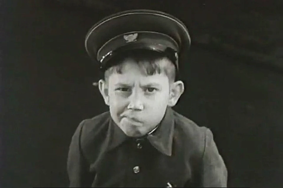 Второклассник Иван Семенов - самый несчастный человек на свете.
Фото: кадр из фильма