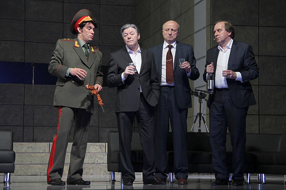 Пожалуй, самая интригующая премьера осени – «Борис Годунов», которого поставил Константин Богомолов. Фото: Екатерина ЦВЕТКОВА