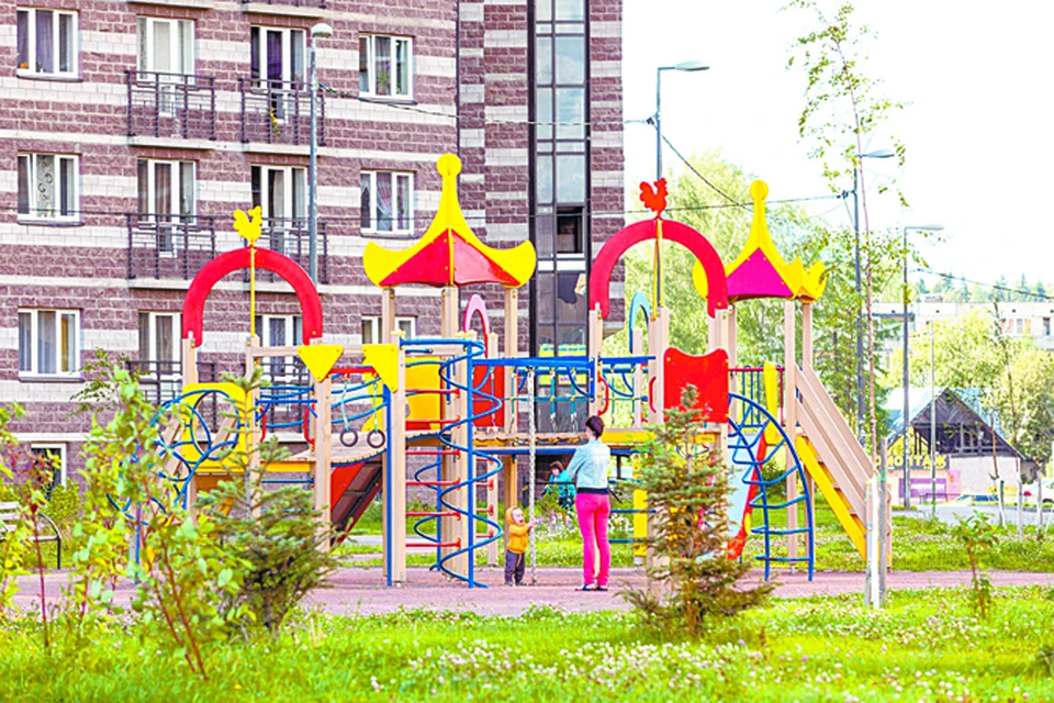 Современные жилые комплексы нельзя представить без красочных и оригинальных детских площадок.