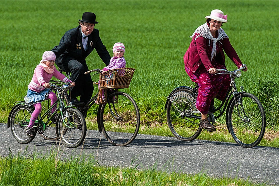Езда на велосипеде, утверждают лондонские медики, значительно замедляет старение организма.