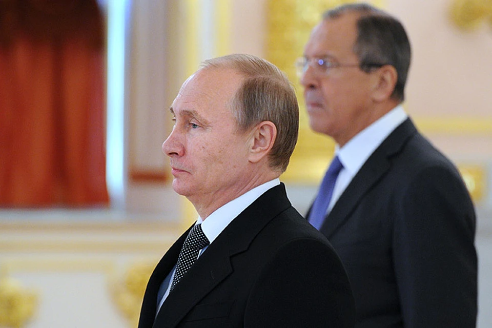 Владимиру Путину и Сергею Лаврову удалость воспользоваться возможностью утвердить мировую роль России, в вакууме, образованном более сильными странами