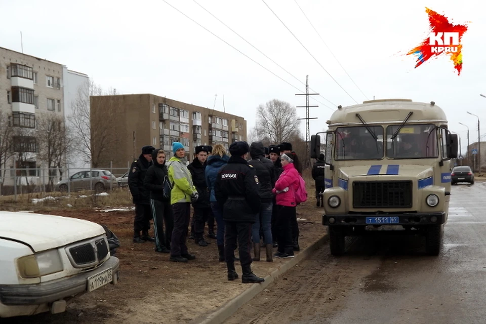 В поисках участвовали волонтеры и полицейские Внутренних войск.