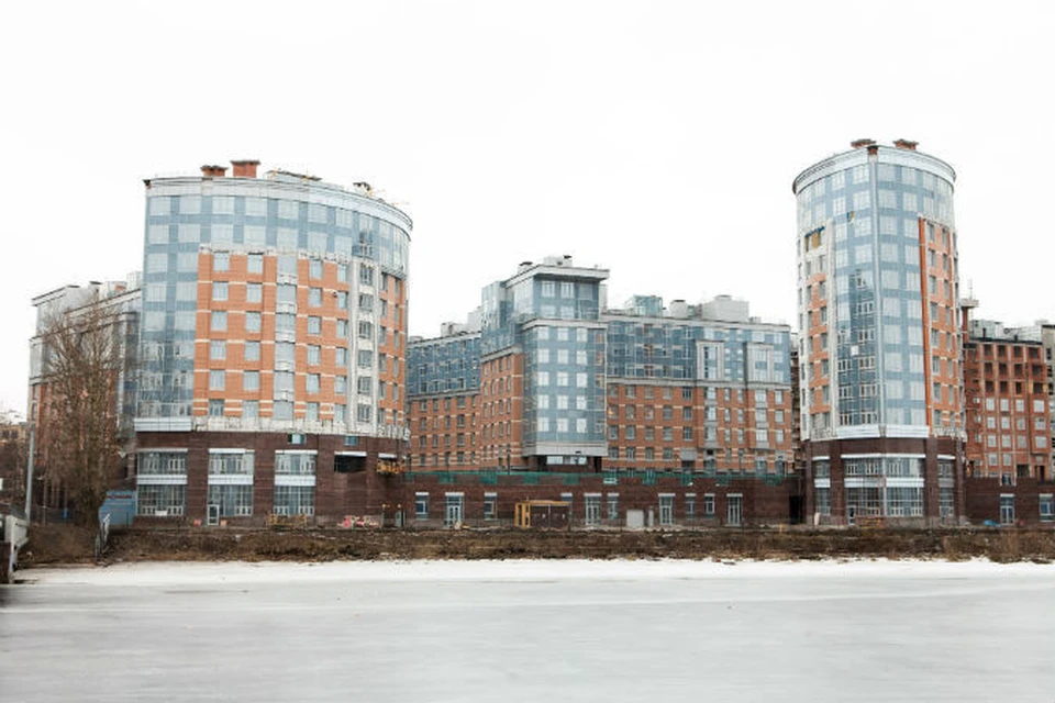 Жк премьер палас санкт-петербург. Пионерская 50 санкт-петербург парадная. Пионерская 50. Пионерская 50. Жк премьер палас санкт-петербург.