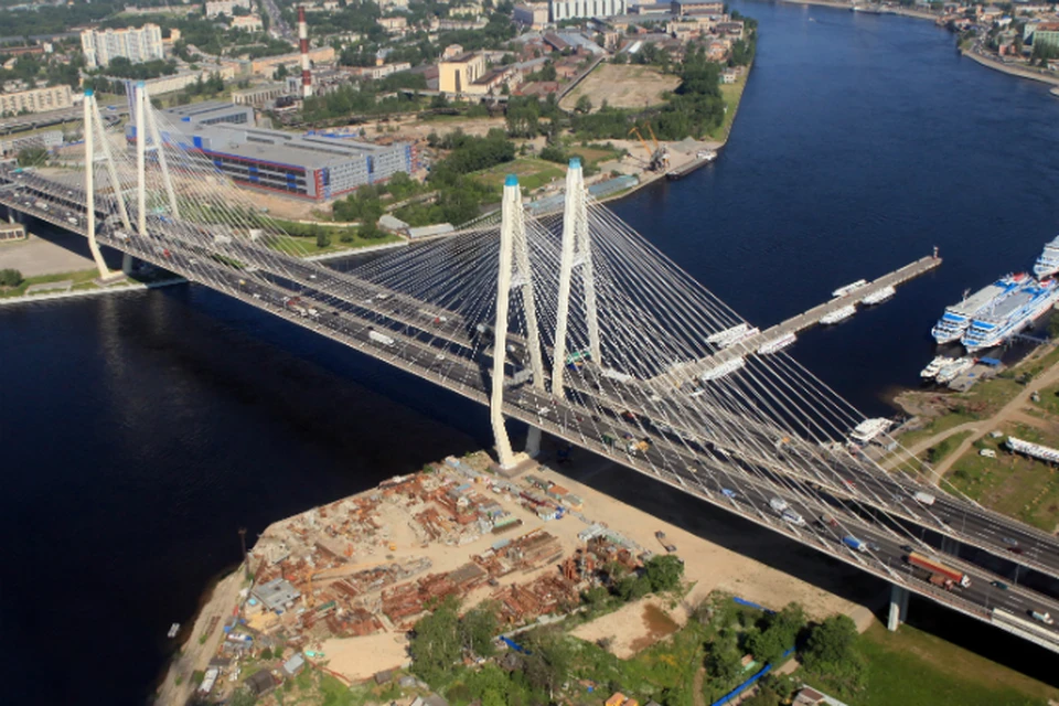 After most. Вантовый мост Санкт-Петербург. Обуховский мост. Большой Обуховский мост через Неву. Вантовый мост днем Санкт-Петербург.