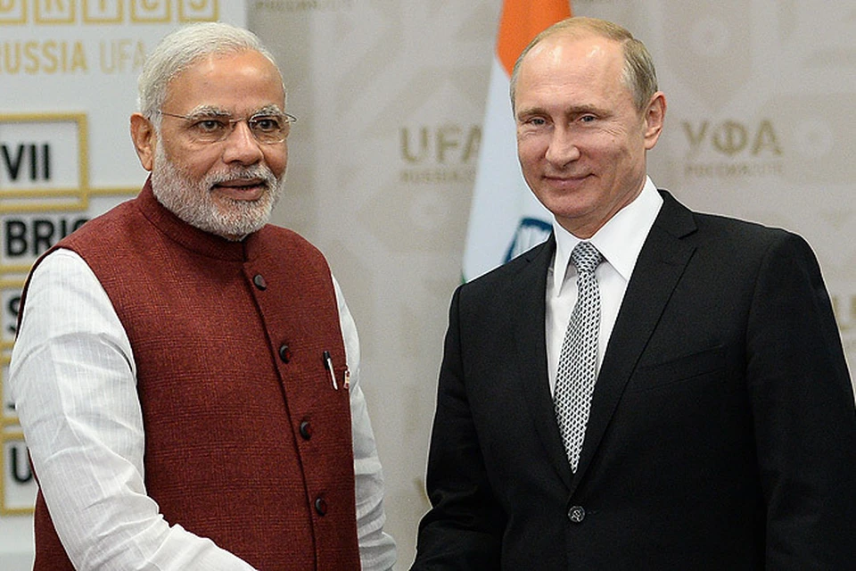 Президент Российской Федерации Владимир Путин и премьер-министр Индии Нарендра Моди во время встречи в Уфе.