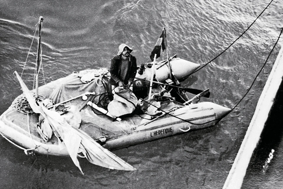 Доктор Бомбар на борту своего «Еретика». 1952 год. Фото: Getty Images