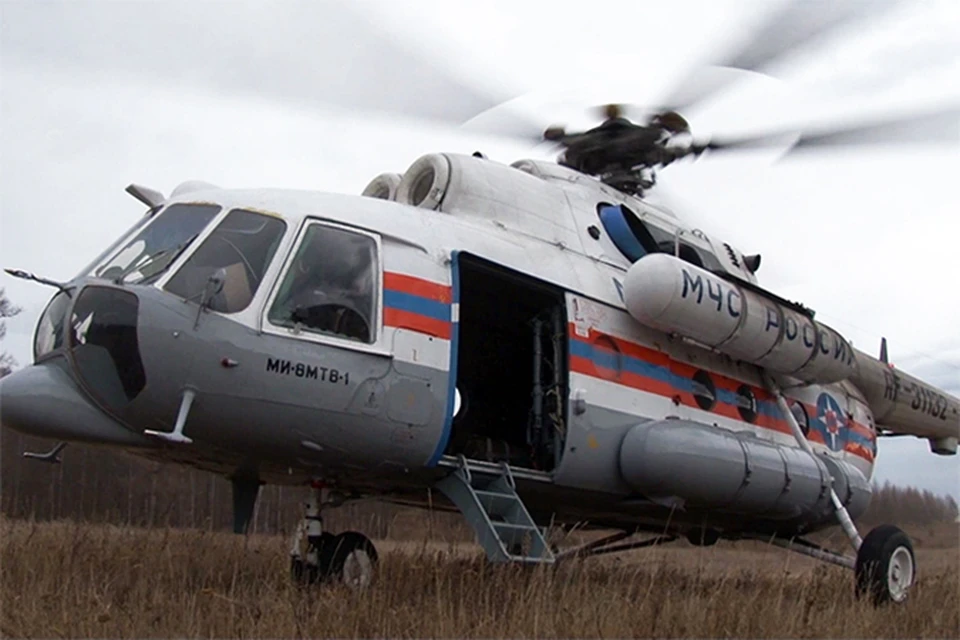 Вертолет смогут эвакуировать только с помощью воздушного судна Фото: СРЦ МЧС РФ