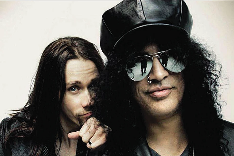 В Минск приедет легендарный гитарист Guns N' Roses Слэш и солист группы Alter Bridge Майлс Кеннеди.
Фото: teamrock.com