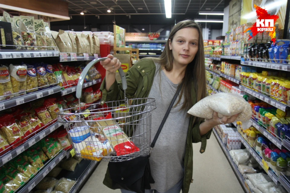 Даже на "замороженные" продукты цены в супермаркетах отличаются