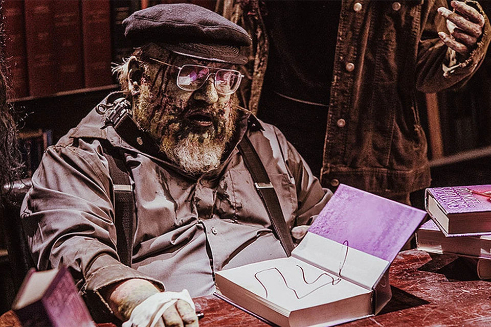 Автор "Игры престолов" Джордж Мартин превратился в зомби