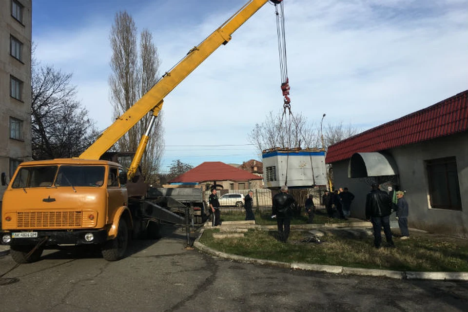 в студгородке Таврической Академии КФУ, где живет более 2 тысяч человек, уже запущен первый такой генератор и там уже подается тепло в полном объеме