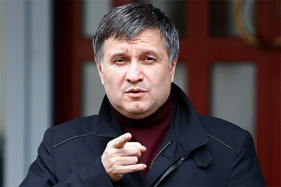 Арсен Аваков объявил, что подал в суд на Михаила Саакашвили, обвиняющего его в коррупции, за клевету.