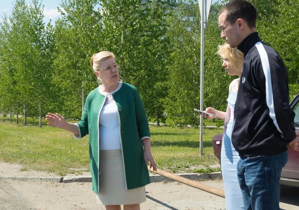 Член Совета Федерации от Омской области Елена Мизулина. Фото: Евгений Муратов